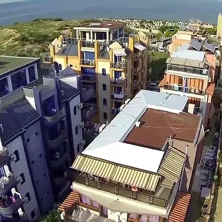 Хотел калипсо блу